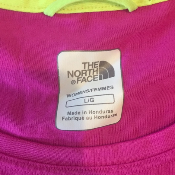 The North Face pink vaporwick shirt Large no picks - Picture 2 of 4